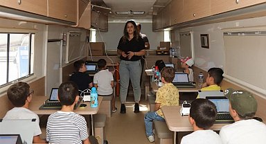 Bandırma'da çocukların yüzü bu atölyelerde gülüyor