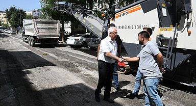 İzmir'de rekor sıcaklıkta yoğun mesai