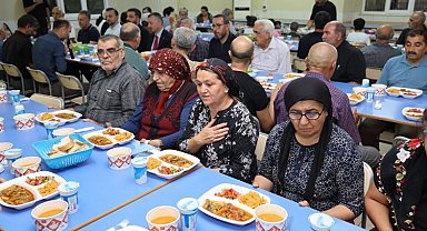 Körfez Cemevi'nde Muharrem ayı orucu