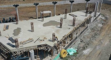 Yeni Gölcük terminal binası şekilleniyor