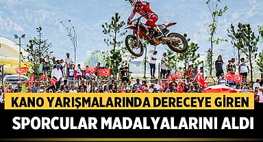 Akarçay'da Kano Yarışmalarında Dereceye Giren Sporcular Madalyalarını Aldı
