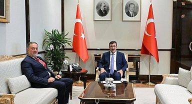 Başkan Tatlıdede Cumhurbaşkanı Yardımcısı Yılmaz'la görüştü
