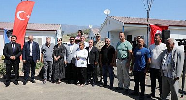 Hatay'da prefabriklerin 2. etabı teslim edildi