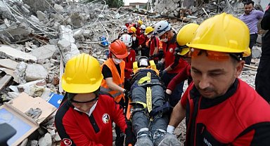 İnegöl 7,2 şiddetinde sallandı! Senaryosu gerçeği aratmadı!