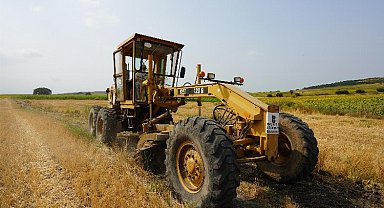 Tarla yolları genişletiliyor