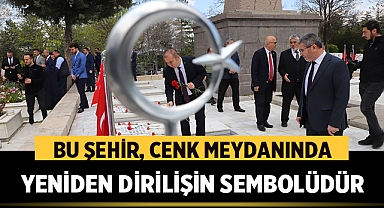 AK Parti Afyonkarahisar İl Başkanı Uluçay: “Bu şehir, cenk meydanında yeniden dirilişin sembolüdür”
