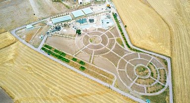 Yeni nesil bu köyde çiftçi olacak