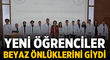 Afyonkarahisar'da Tıp Fakültesi Yeni Öğrencileri Beyaz Önlüklerini Giydi