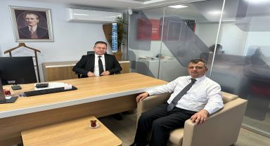 Belediye Başkanı Serkan Koyuncu, Ziraat Bankası Emirdağ Şube Müdürü Serdar Aksoy'u ziyaret etti.