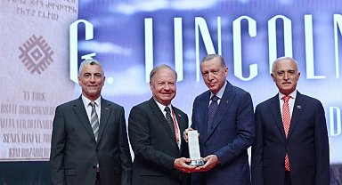 Cumhurbaşkanı Erdoğan Türk dünyasına hitap etti