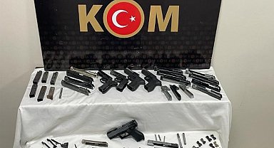 Düzce'de silah imal ve ticareti yapan 2 şüpheli yakalandı