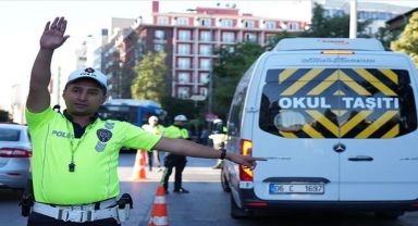 EMG 16 bin 326 personel ile okul çevresi ve servis araçları denetimlerini gerçekleştirdi.