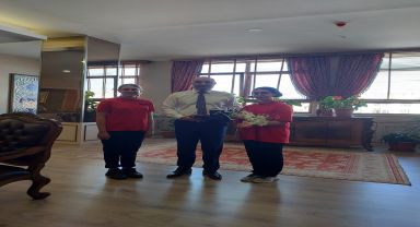 İlçe Milli Eğitim Müdürü ve Öğrenciler Kaymakamı Ziyaret Etti