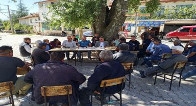 Kaymakamımız sondaj çalışmalarını yerinde inceledi, vatandaşlarla buluşma toplantısı yapıldı.