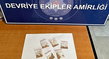 Keşan'da şüpheli 2 şahıs uyuşturucu maddelerle yakalandı