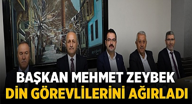 Afyonkarahisar Belediye Başkanı Zeybek, Din Görevlilerini Ağırladı