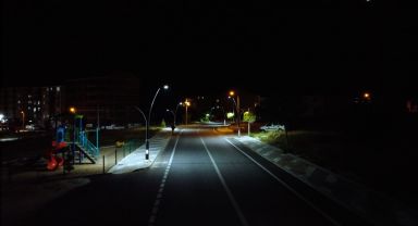 Emirdağ caddelerinde aydınlatma Çalışmaları tamamlandı
