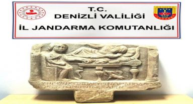 Denizli'de Roma Dönemine Ait Mezar Steli Ele Geçirildi