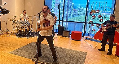 Hakan Ergün'den Yeni Bir Tarz: 'Dividim' İle Türkü ve Rock Müziği Buluşuyor