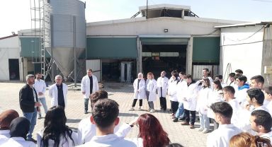 Afyonkarahisar'da üniversite öğrencileri Salar 'da işletmeyi ziyaret etti