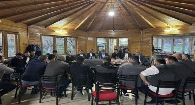 Ak Parti Milletvekili Ali Özkaya Gazlıgöl'ü ziyaret etti.