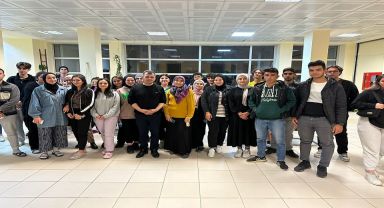 Belediye Başkanı Serkan Koyuncu Emirdağ Meslek Yüksekokulu'nda Kariyer Söyleşisi Yaptı