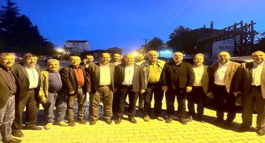 Hasan Arslan, Reşadiye köyündeki toplantıda köy halkının sorunlarına çözüm önerileri sundu