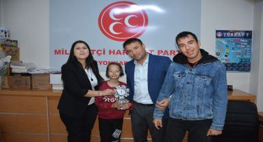 MHP İl Başkanı Kahveci'den Otizm Derneği İle İş Birliği Sinyali