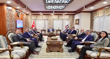 Milletvekili İbrahim Yurdunuseven, Diyarbakır Valisi Ali İhsan Su'yu Ziyaret Etti