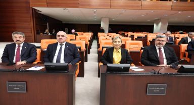 Afyonkarahisar'da Meclis üyeleri 2024 yılı bütçe görüşmelerine başladı