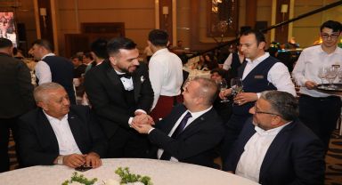 AK Parti Afyonkarahisar İl Teşkilatı, Düğün Törenine Katıldı