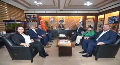 Mustafa Çöl, İSTAFDER Heyetini Ağırladı