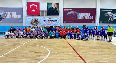 Afyonkarahisar'da Hentbol Küçükler Müsabakalarında Final Heyecanı Yaşandı