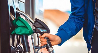 Akaryakıt ve Motorine Yeni Yılın İlk Zammı Geldi!