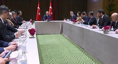 Dışişleri Bakanı Hakan Fidan, Arnavutluk'taki Türk İş İnsanlarıyla Buluştu