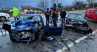 Düzce'de Trafik Kazası: 1 Ölü, 3 Ağır Yaralı!