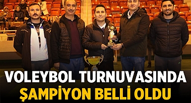 İhsaniye Kaymakamlığı'nın düzenlediği Voleybol Turnuvası'nda şampiyon belli oldu