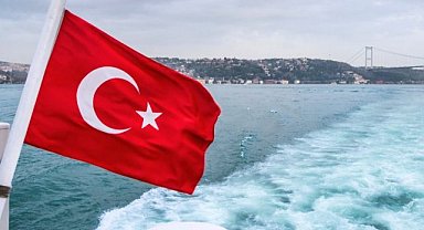 Yurt Dışında Bulunan Teknelerin Türk Bayrağına Geçişine İlişkin Tebliğ Kaldırıldı