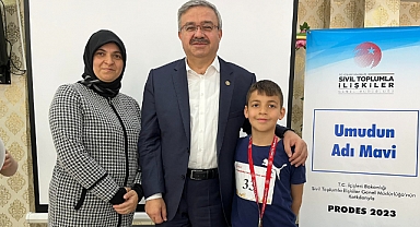 Afyonkarahisar'da Veteriner Hekimler Günü Kutlamaları: Halk Koşusuyla Sağlıklı Yaşam Rüzgarı Esti!