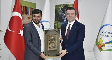 Aile ve Sosyal Hizmetler Bakan Yardımcısı Yavuz Selim Kıran, Belediye Ziyareti Gerçekleştirdi