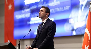 Bakan Bayraktar, İliç'te cansız bedenine ulaşılan işçinin cenazesine katıldı