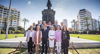 Başkan Tugay: Şehrimize, Atatürk'e borcumuzu ödeyeceğiz