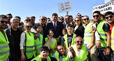 İzmir Büyükşehir Belediye Başkanı Tugay, Dünya Romanlar Günü'nü kutladı