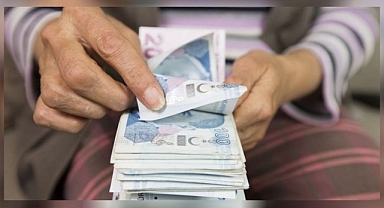 Emeklilere Müjde! 3 Bin TL Bayram İkramiyesi Hesaplara Yatıyor!
