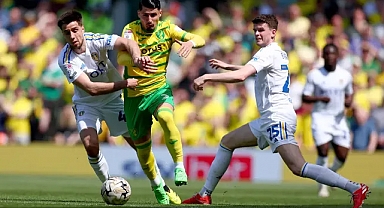 Leeds United, Norwich City'yi Farklı Devirdi! Play-Off Finaline Yükseliş!