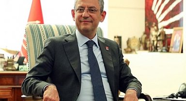 Özgür Özel'den Çarpıcı Açıklama: "Müfredat Yapmak Anayasa Yapmaktan Önemlidir"