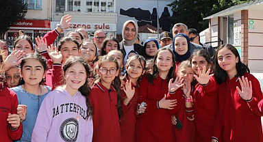 Afyonkarahisar'dan 4 Türkiye Şampiyonu! 4 Öğrenci LGS'de Tam Puan Alarak Zirveye Taç Koydu!