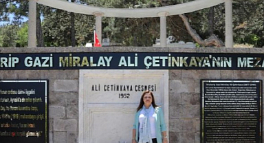 Yıllardır İhmal Edilen Ali Çetinkaya'nın Kabri Başkan Köksal ile Yenilendi