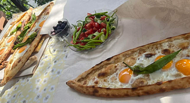 Emirdağ'ın Meşhur Yumurtalı Pidesine Gurbetçilerin Yoğun İlgisi