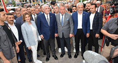 Müsavat Dervişoğlu Afyonkarahisar'da Halkla Buluştu